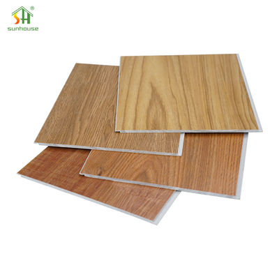 Tábua de piso com núcleo rígido à prova d'água SPC Click para uso de decoração interior e exterior