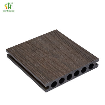 Bom preço. Co Decking composto extrudido 25mm WPC painel de piso à prova d'água para varanda comercial on-line