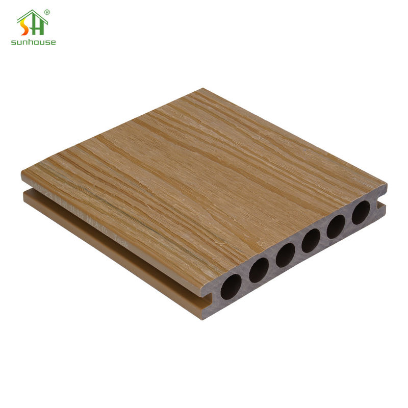 Wood Plastic Composite WPC Deck Flooring Eco Friendly For Wet Conditions