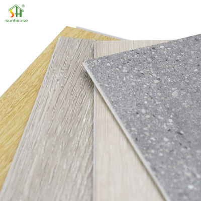 Bom preço. Prancha de piso de núcleo rígido SPC Click para uso de decoração interior e exterior on-line