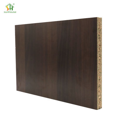 Bom preço. Painel de aglomerado de melamina laminado branco à prova d'água para uso de decoração interior e exterior on-line