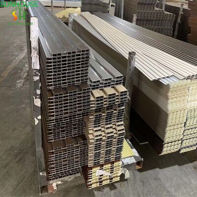 Bom preço. Aplicação de parede externa interna do painel de parede WPC para aplicação de decoração de edifícios modernos on-line
